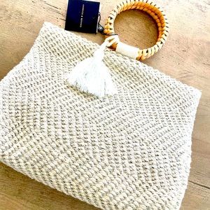 America and Beyond Straw and Metallic handbag like new used once